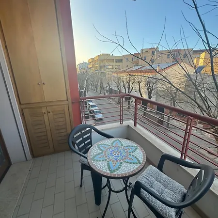 Red House Apartment *