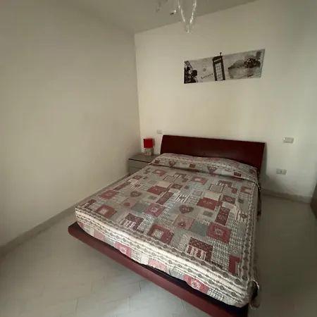 Apartment Red House