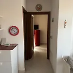 Apartment Red House Con Garage