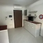 Red House Con Garage דירה אלגהרו