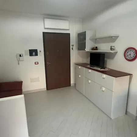 Red House Con Garage Apartment Alghero