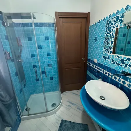 Red House Con Garage Apartment Alghero