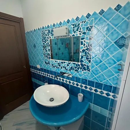 Red House Con Garage Alghero
